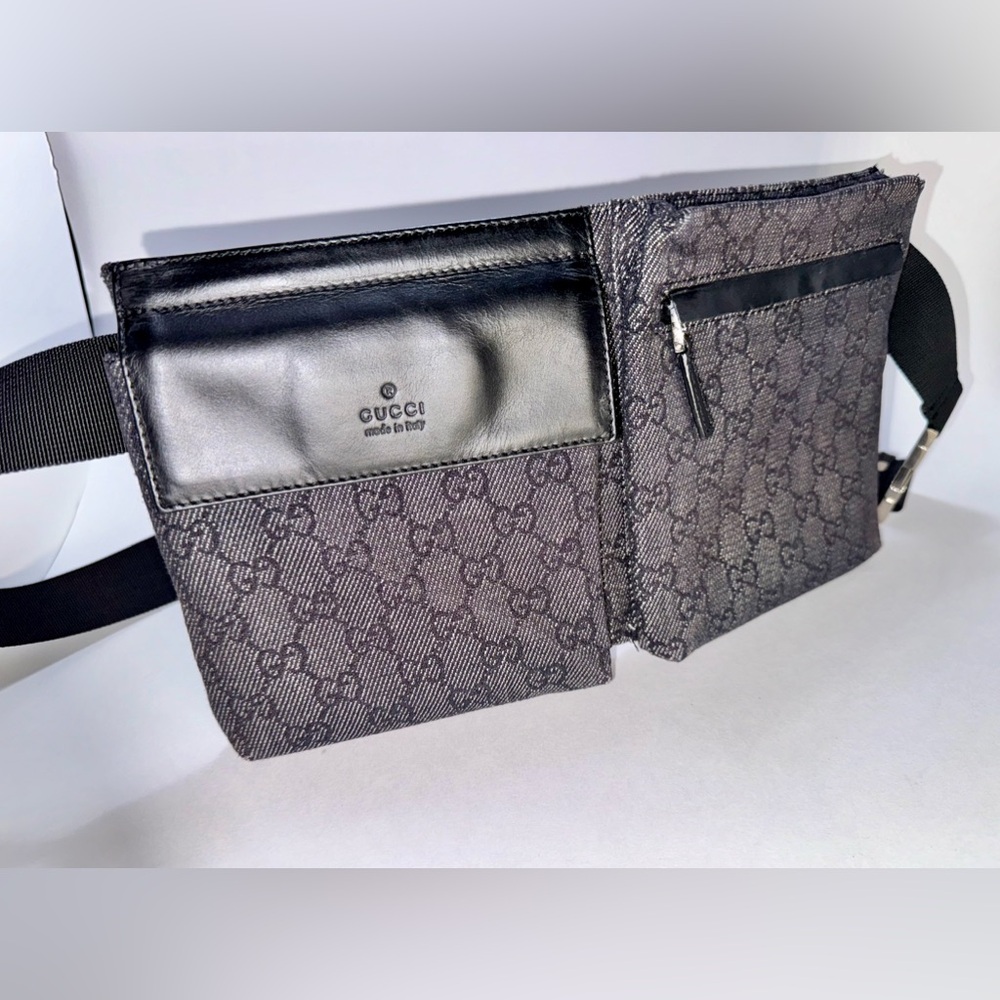 **SOLD**Gucci Fanny pack**SOLD**